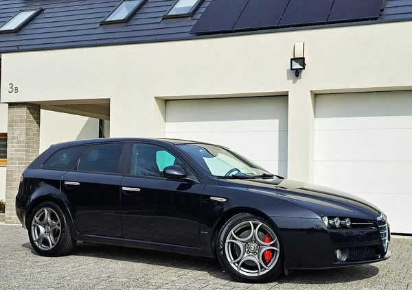 Alfa Romeo 159 cena 34900 przebieg: 106700, rok produkcji 2009 z Tarnów małe 562